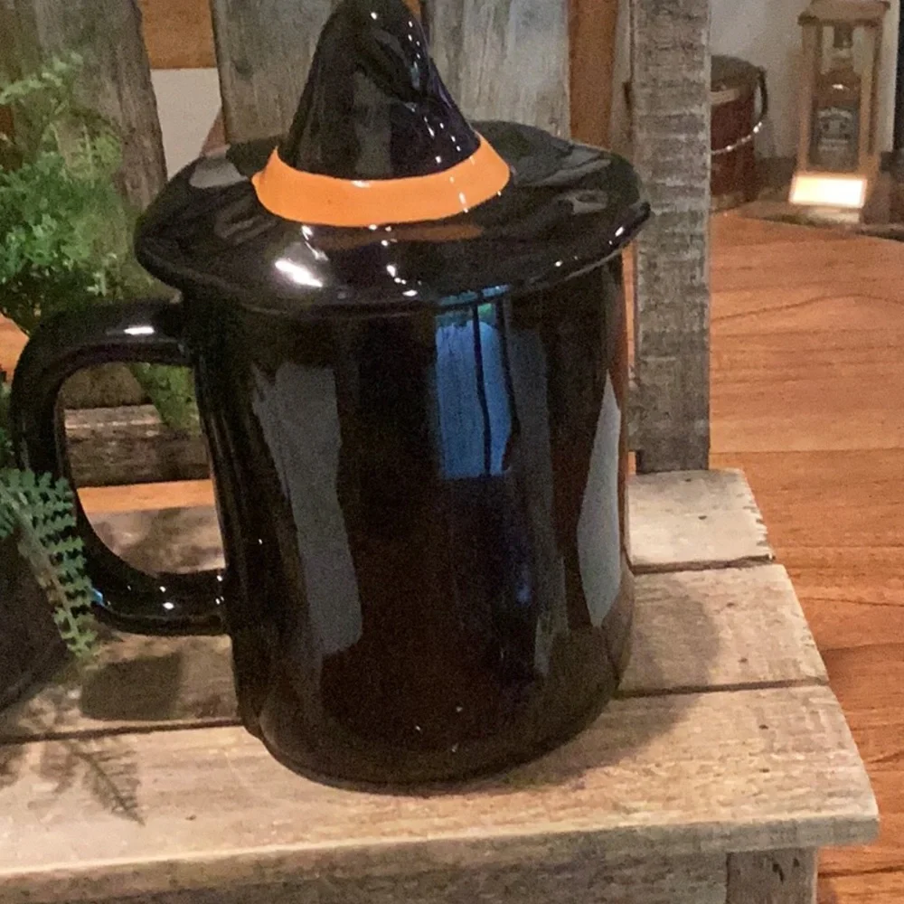 EUC - Rae Dunn WICKED WITCH mug with topper